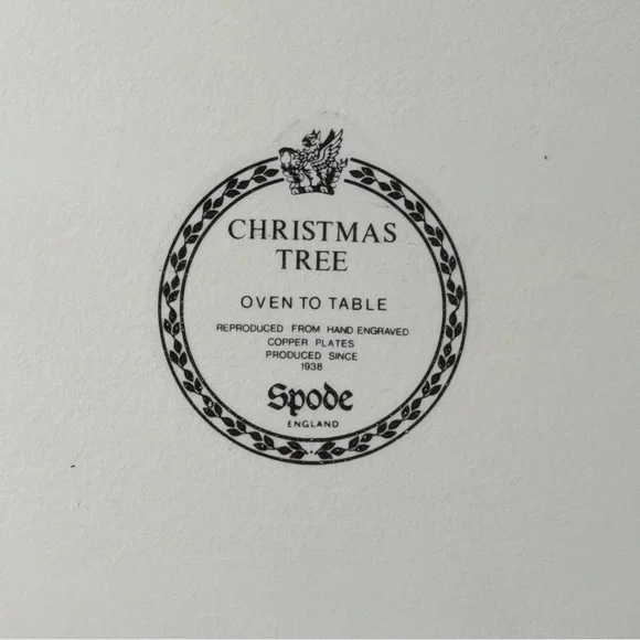 Spode Christmas Tree Oven to Table Baking Dish - Picture 4 of 4